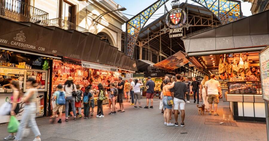 Global Food Markets Worth Planning a Whole Trip Around